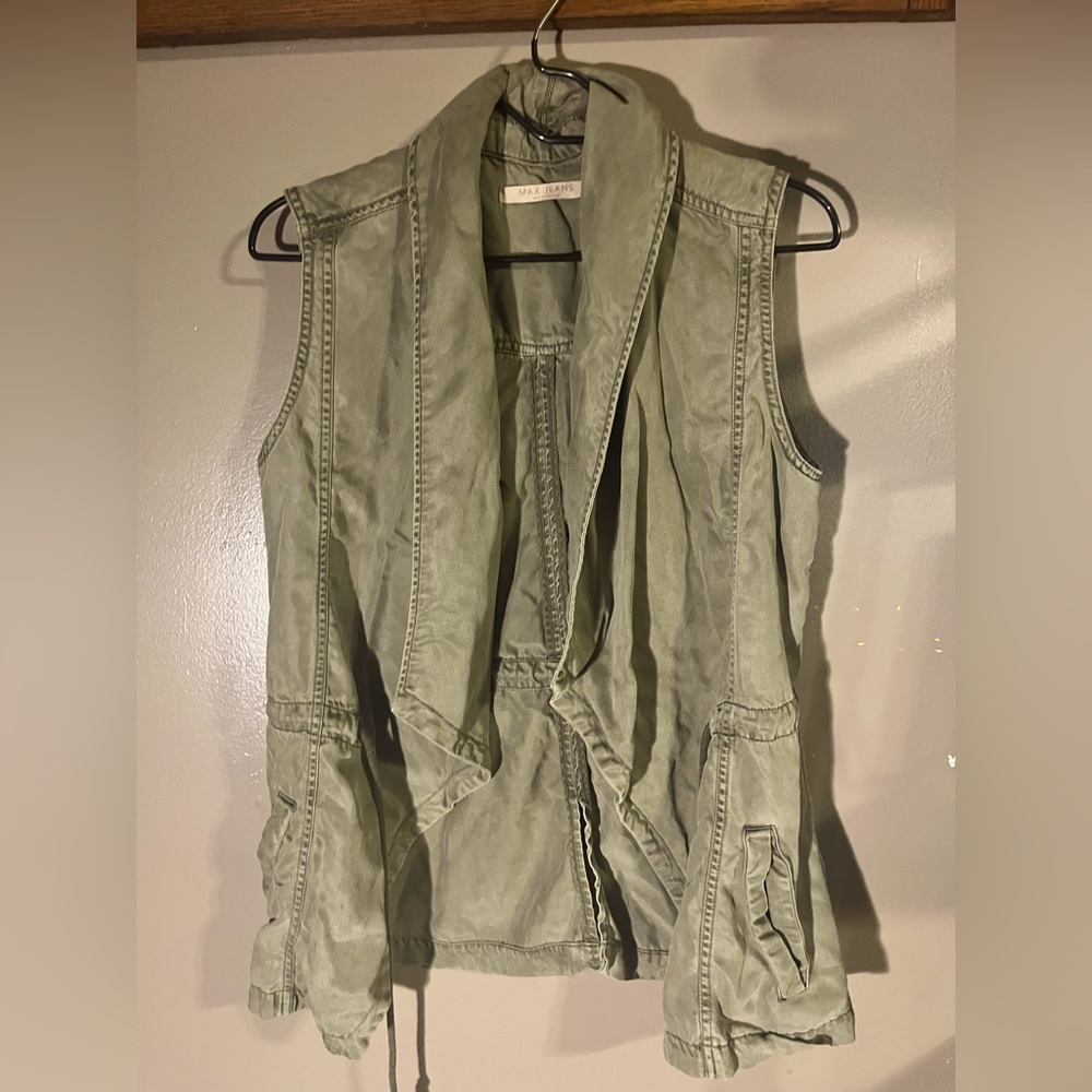 Rad olive green slouch vest.